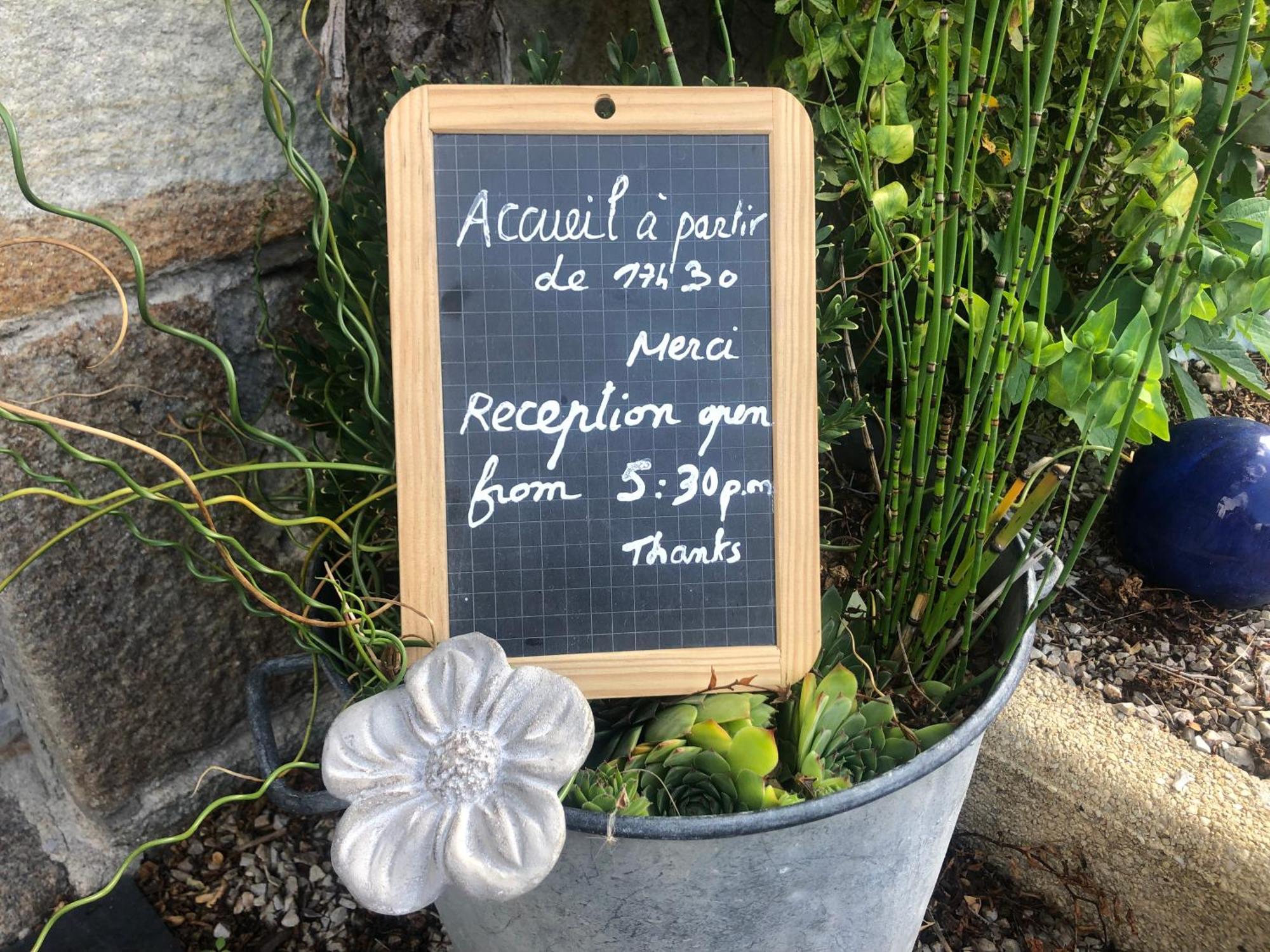 Le Clos De La Moriere 蒙特多尔 外观 照片